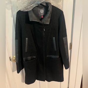 Vince Camuto Jacket with leather detail